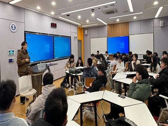 7BF3C3CAC51AC640041A5CCE80FB67CB